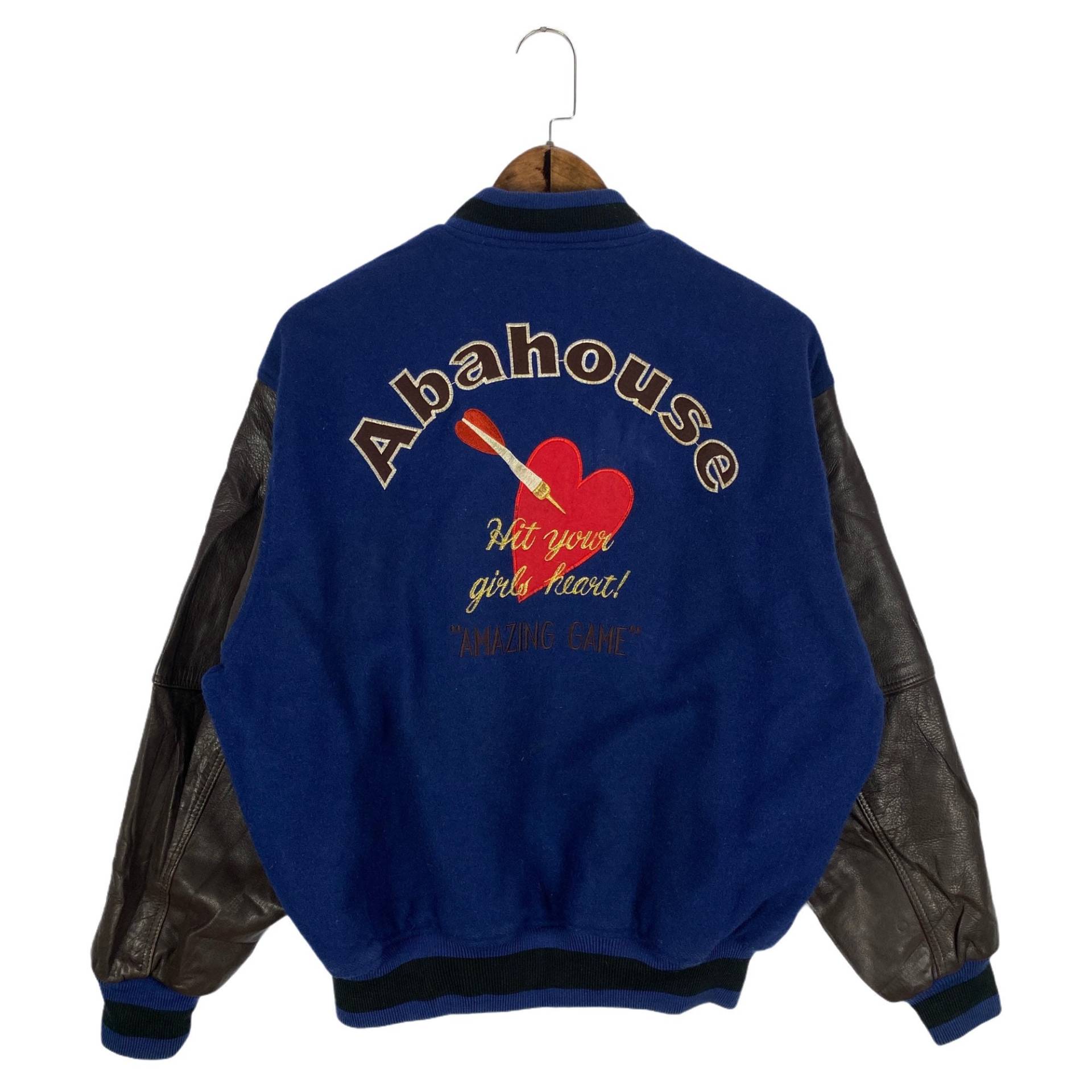 Vintage 90Er Jahre Abahouse Letterman Bomberjacke Leder Ärmel Big Logo Made in Japan Varsity Jacke Gr. M von RevivalModeWarehaus