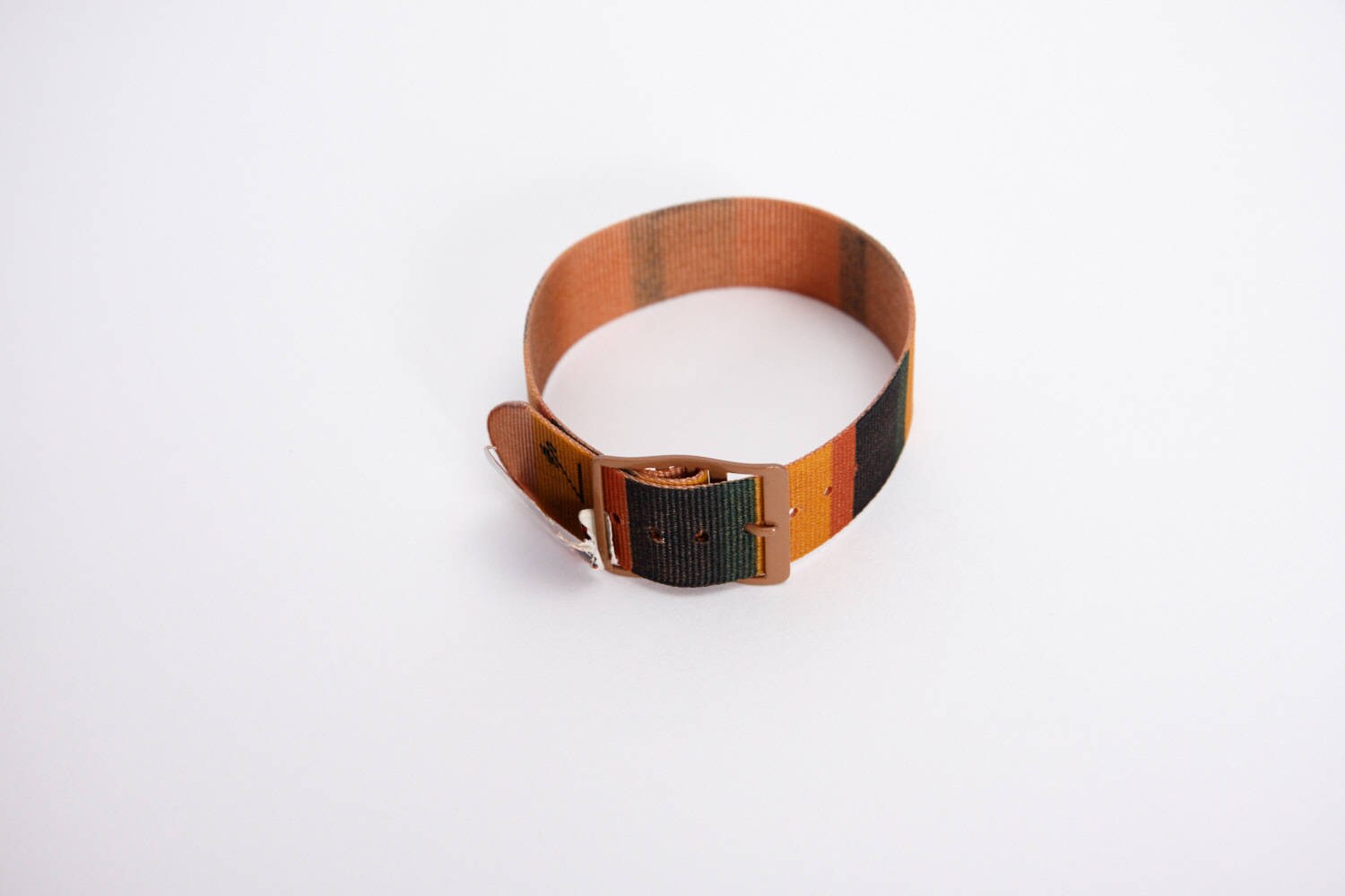 Orange-Braun Gestreiftes Nylon Uhrenarmband Von John Weitz Vintage 1950Er Jahre Revival Vintage Boutique Orange-Braun Gestreiftes Nylon Uhrenarmband Von John Weitz Vintage 1950Er Jahre Revival Vintage Boutique von RevivalVintageBoutiq