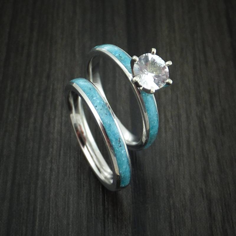 Kobalt Chrom Und Weißer Saphir Verlobungs - Ehering Set Mit Türkis Inlay Custom Made von RevolutionRings