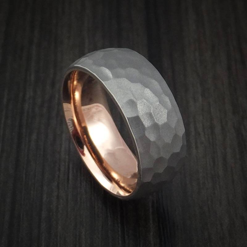 Titan Und 14K Rose Gold Hülsenring Nach Maß Band von RevolutionRings