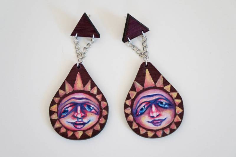 Handbemalte Sonnengesicht Ohrringe // Ölfarbe Auf Hartholz Handbemalte Sonnengesicht Ohrringe // Ölfarbe Auf Hartholz von RheaCheriArt