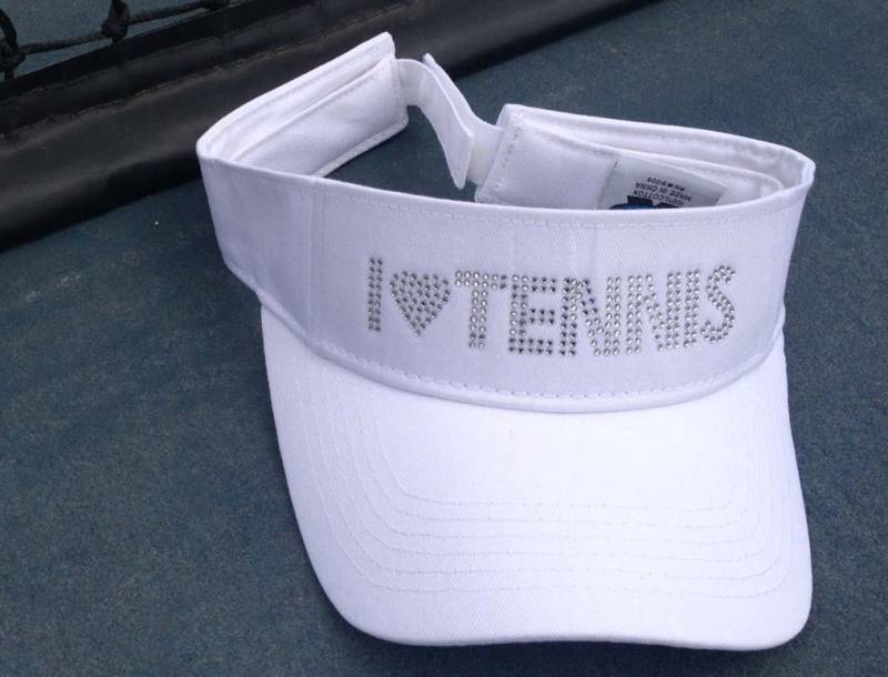 Tennis Visor Mit Der Aufschrift I Heart in Strass Tennis Visor Mit Der Aufschrift I Heart in Strass von RhinestoneStudioInc