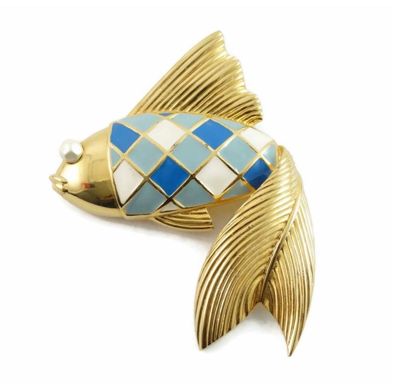 Seltene Vintage Valentino Couture Gold Mit Blauen Emaille Fisch Pin Brosche Large Seltene Vintage Valentino Couture Gold Mit Blauen Emaille Fisch Pin Brosche Large von Rhinestonedivas