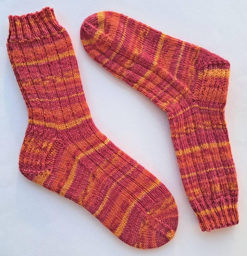 Handgestrickte Socken Gr. 36/37 Handgestrickte Socken Gr. 36/37 von RiGroHandarbeiten