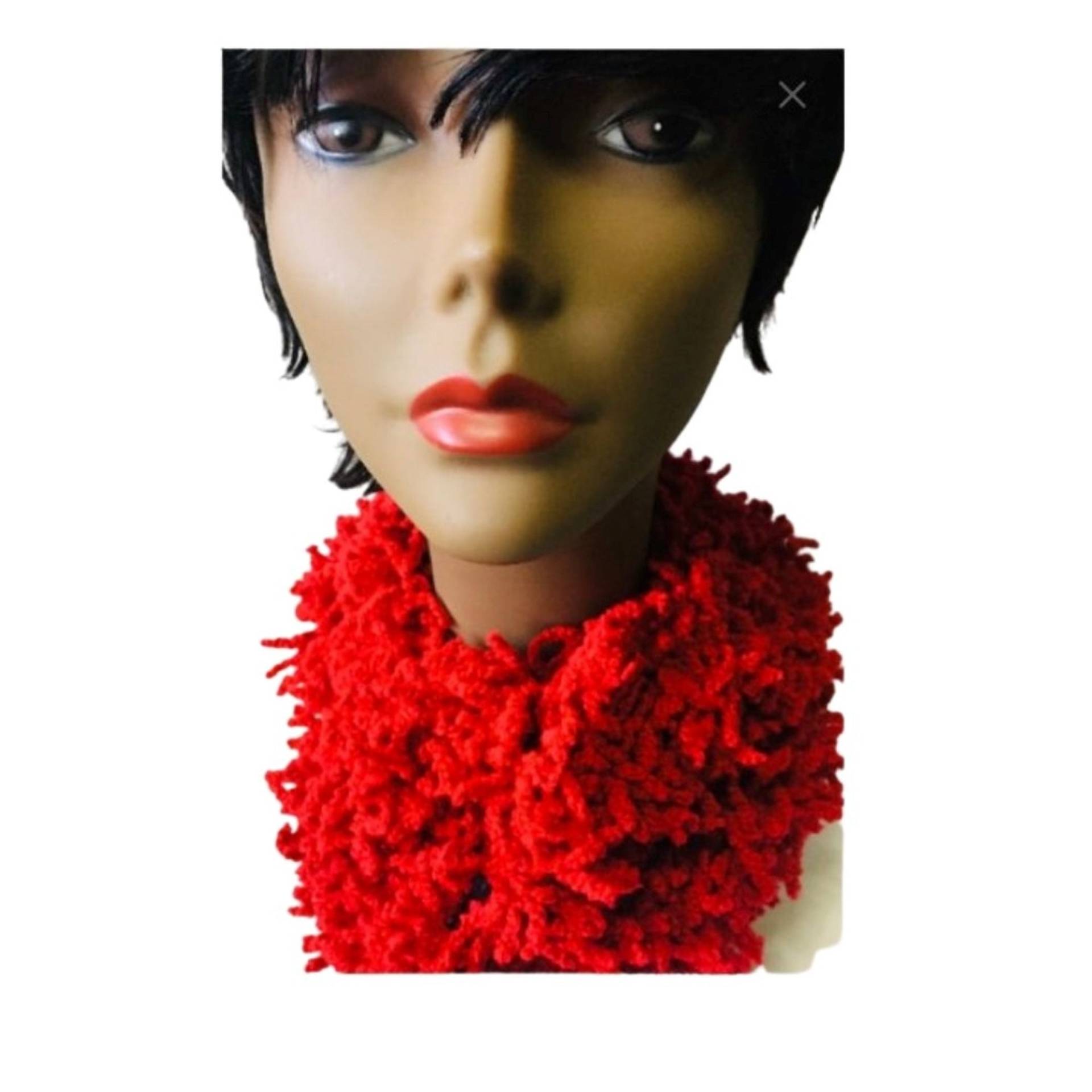 Roter Gestrickter Schal Roter Gestrickter Schal von Riascraftsandthings