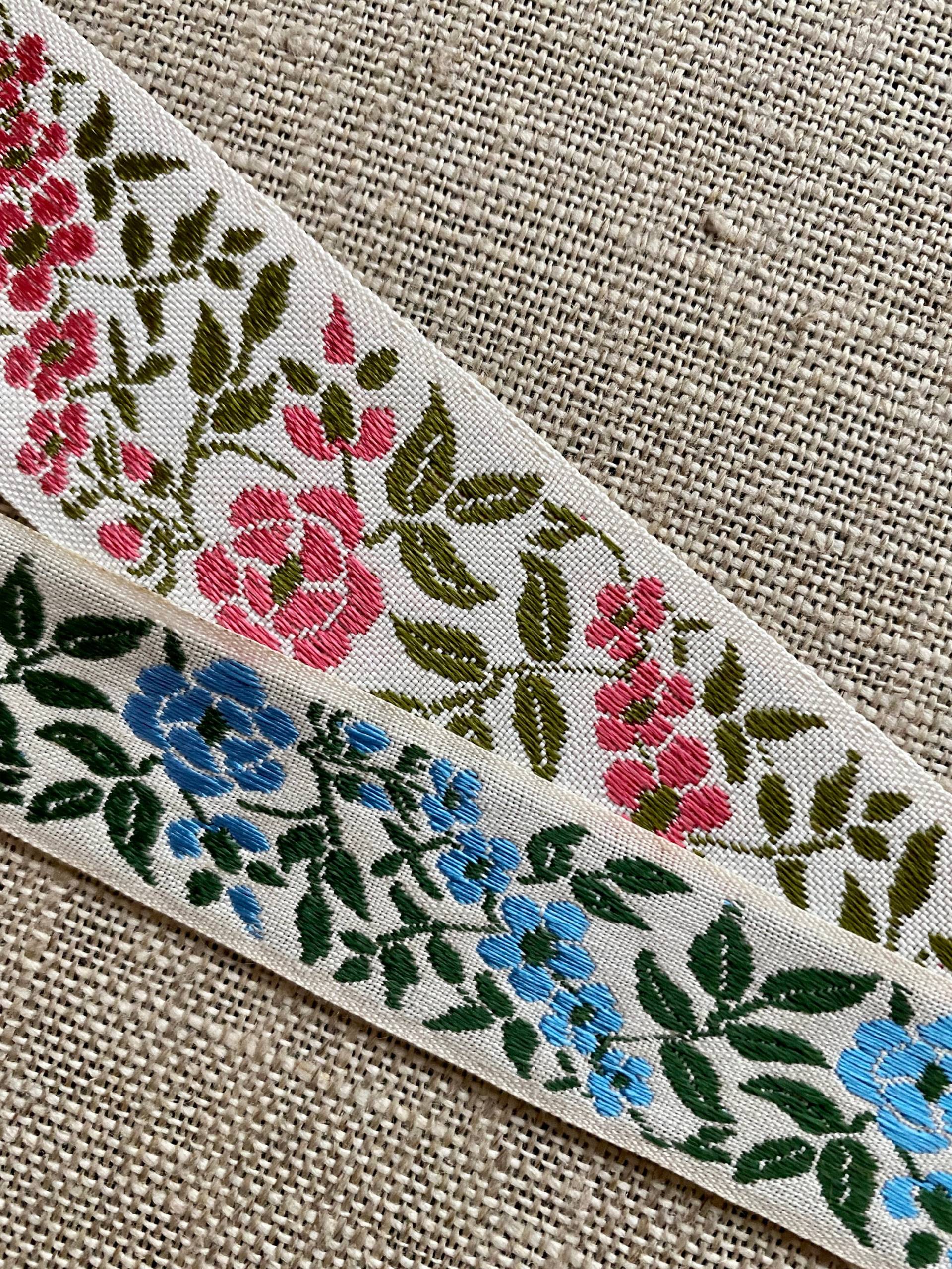 Vintage Blumenbänder Rosa Oder Blau von Ribbonflowers