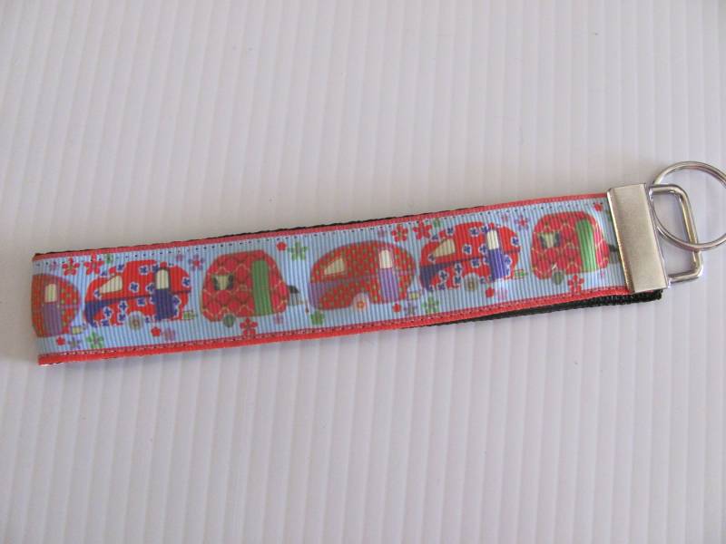 Reisen Anhänger Stil Armband Schlüsselanhänger Reisen Anhänger Stil Armband Schlüsselanhänger von RibbonvilleCreations