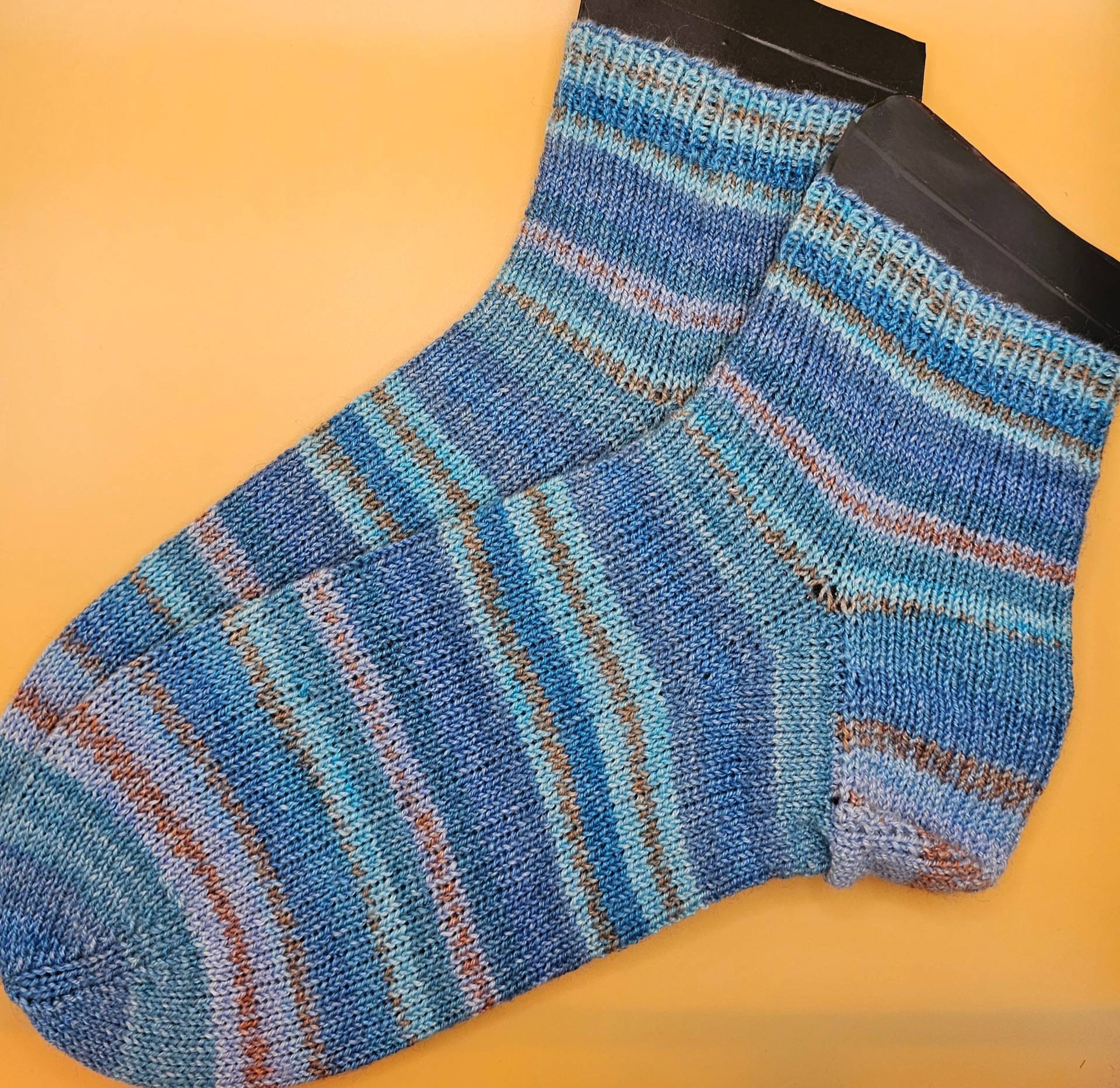 Handgestrickte Socken, Bamboo Socken Mit Schurwolle, Leichte Sommersocken, Kurzsocken, Größe 38 von RicasAccessoires