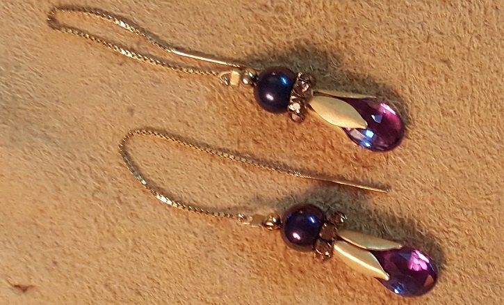 Facettierten Amethyst Cz, Die Birne Fällt Und Vermeil 3-In-Ohr-Threads Facettierten Amethyst Cz, Die Birne Fällt Und Vermeil 3-In-Ohr-Threads von RichUrbanGirl