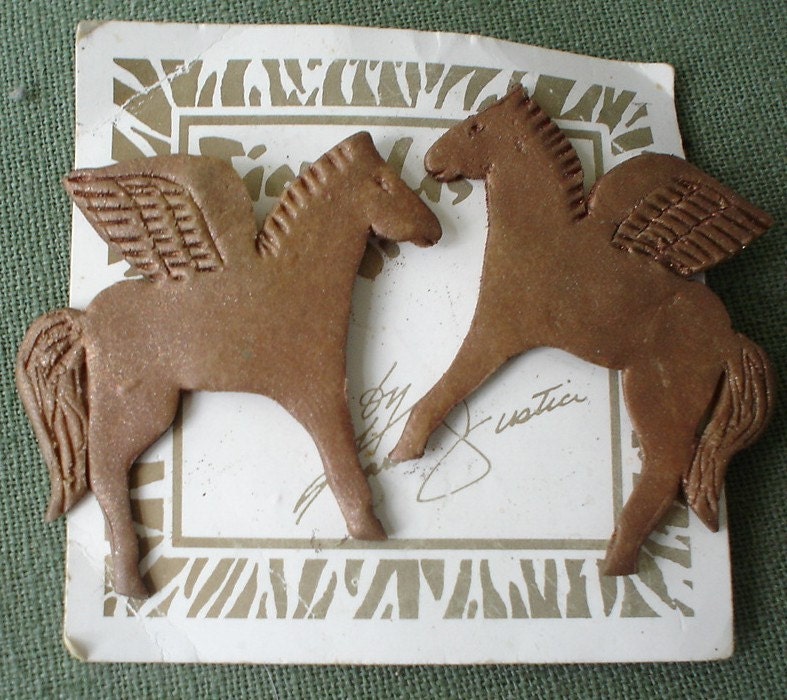 Vintage Bronze Pegasus Geflügeltes Pferd Ohrringe Vintage Bronze Pegasus Geflügeltes Pferd Ohrringe von Richarme