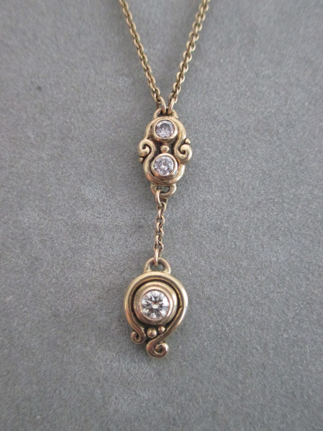 14Kt Solid Gold Diamond Swirl Braut Lariat Halskette, April Birthstone von RichelleJewelry