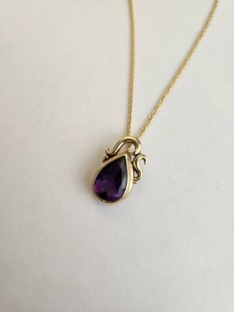 14Kt Solid Gold Swirl Amethyst Anhänger, Februar Geburtsstein von RichelleJewelry