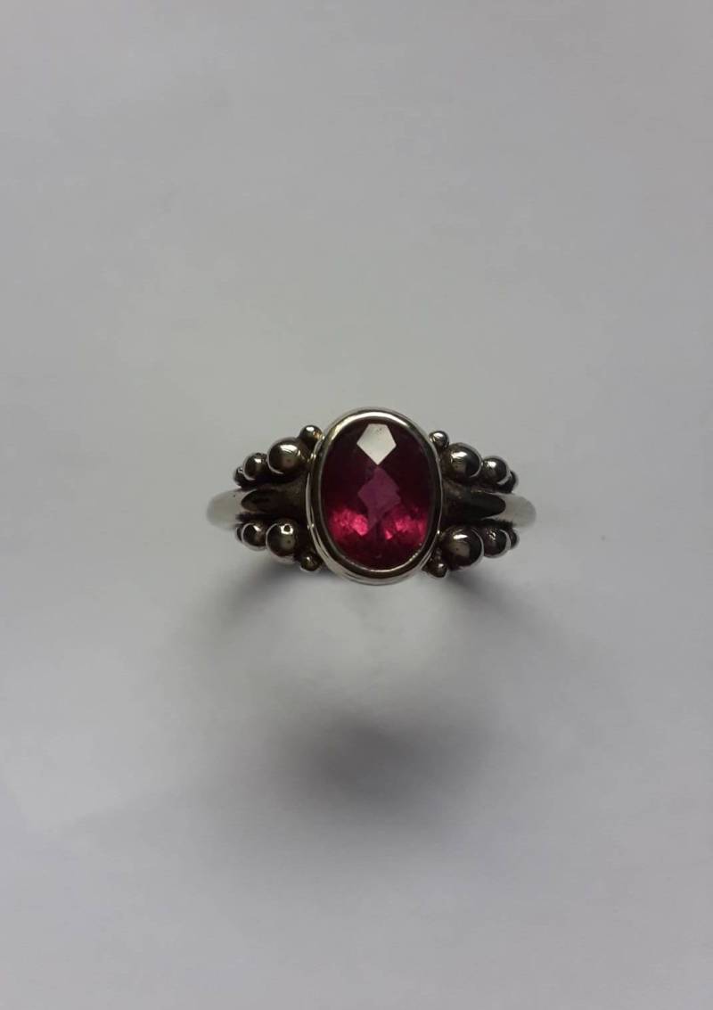 14Kt Weißgold Solid Rose Cut Rubellit Rosa Turmalin Solitär Ring von RichelleJewelry