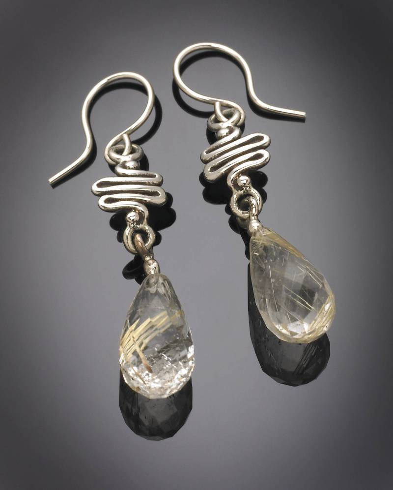 14Kt Weißgold Squiggle Rutilquarz Briolette Ohrringe von RichelleJewelry