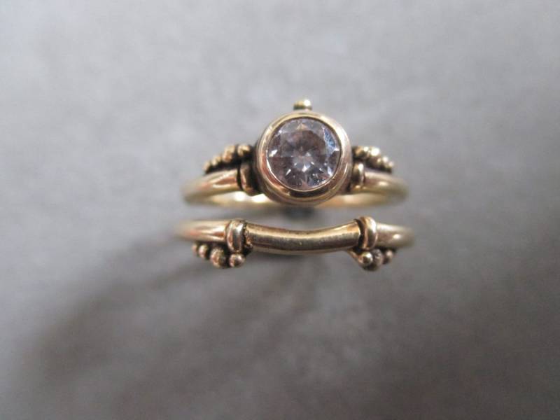 14Kt. Gold Solitär Verlobungsring & Ehering Set von RichelleJewelry