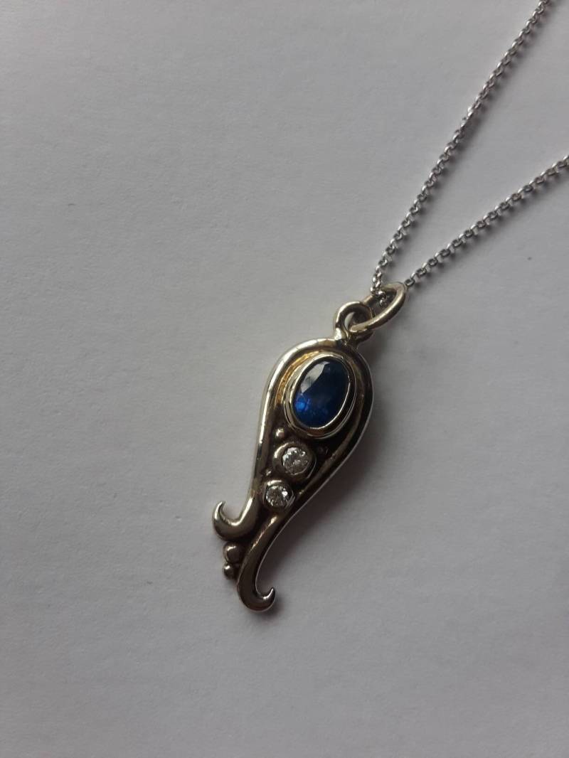 14Kt. Weißgold Anhänger Mit Blauer Saphir Und Diamant, September Geburtsstein #pdt99Wg von RichelleJewelry