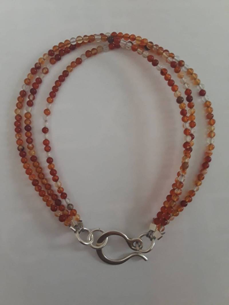 Boho Perlen Dreifach Strang Karneol Sterling Silber Armband von RichelleJewelry