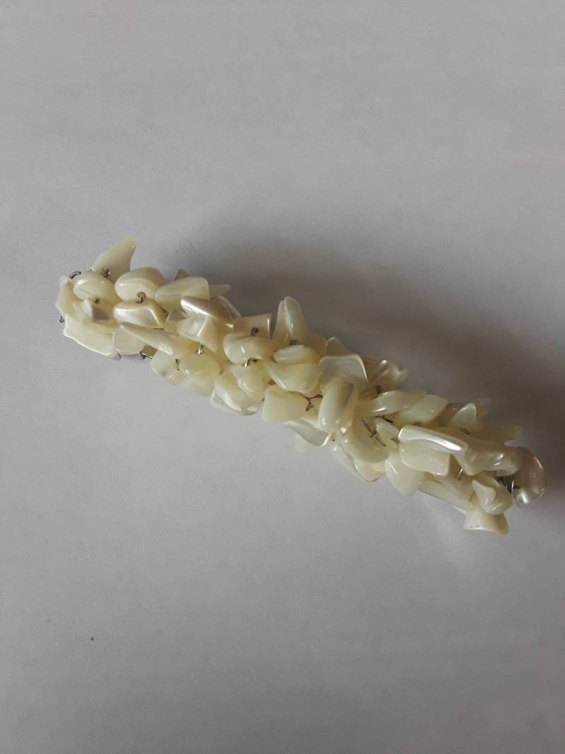 Perlmutt Edelstein Perlen Haarspange von RichelleJewelry