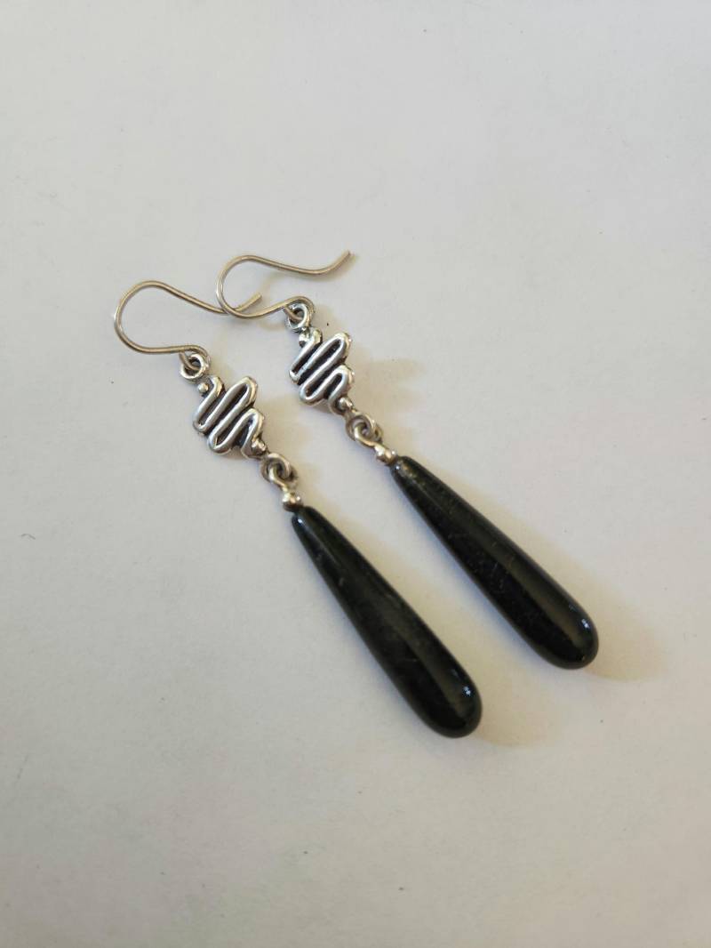 Sterling Silber Lange Schwarz Achat Briolette Squiggle Zick-Zack Statement Ohrringe von RichelleJewelry