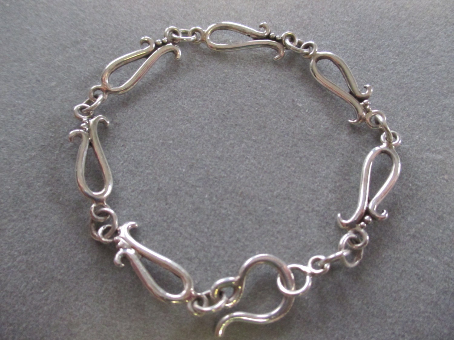 Swirl Loop Link-Armband Aus Sterlingsilber von RichelleJewelry