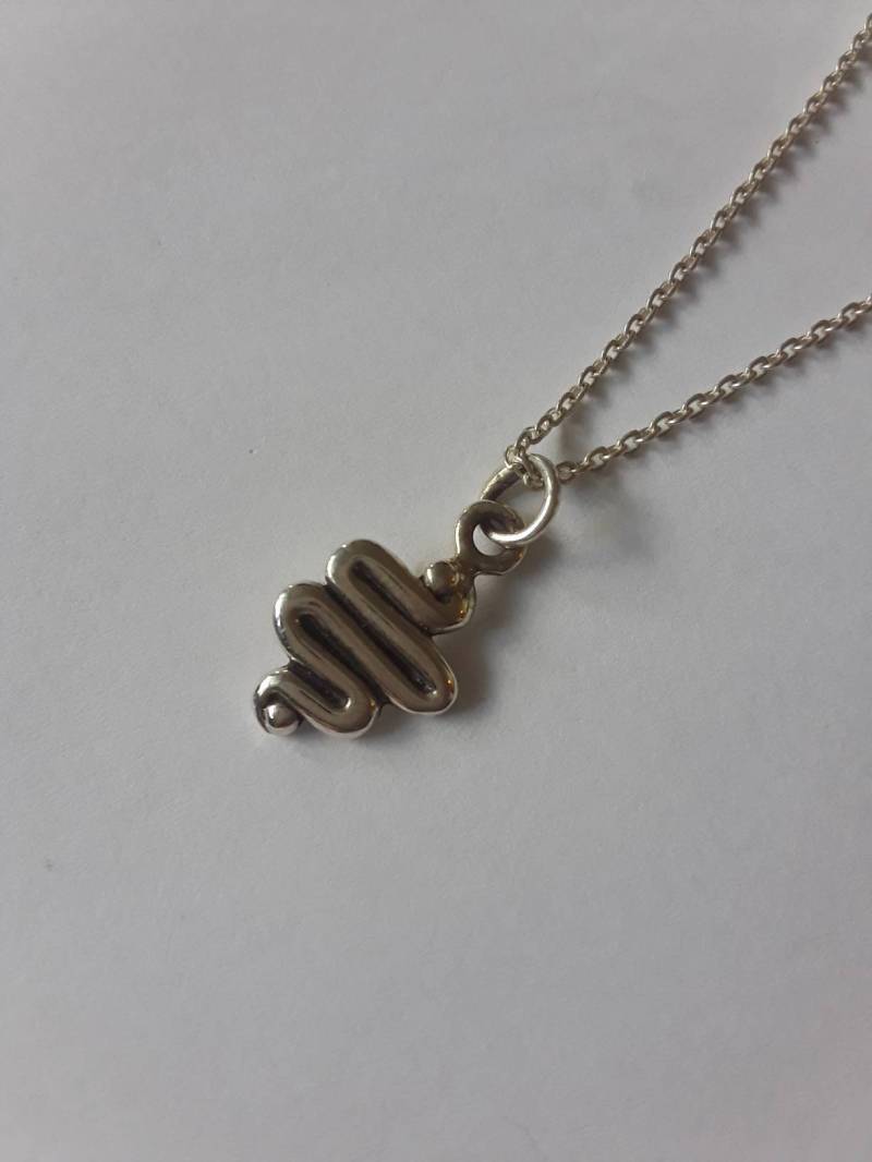 sterling Silber Kringel Charm Anhänger von RichelleJewelry