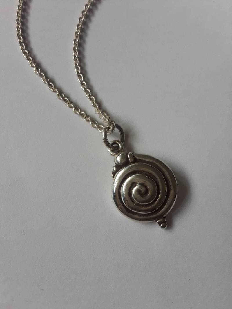 sterling Silber Spirale Anhänger von RichelleJewelry