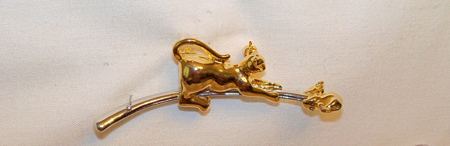 Vintage Katze Und Maus Pin Vintage Katze Und Maus Pin von RicksiconicsVintage