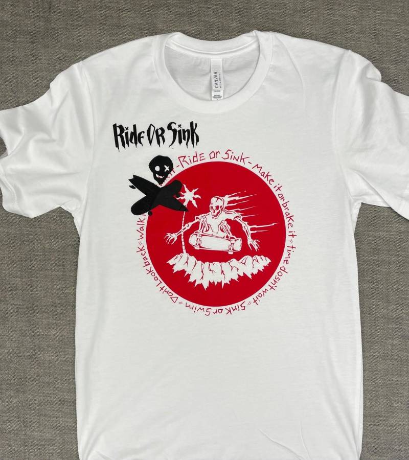 Skater Island T-Shirt Skater Island T-Shirt von RideOrSink