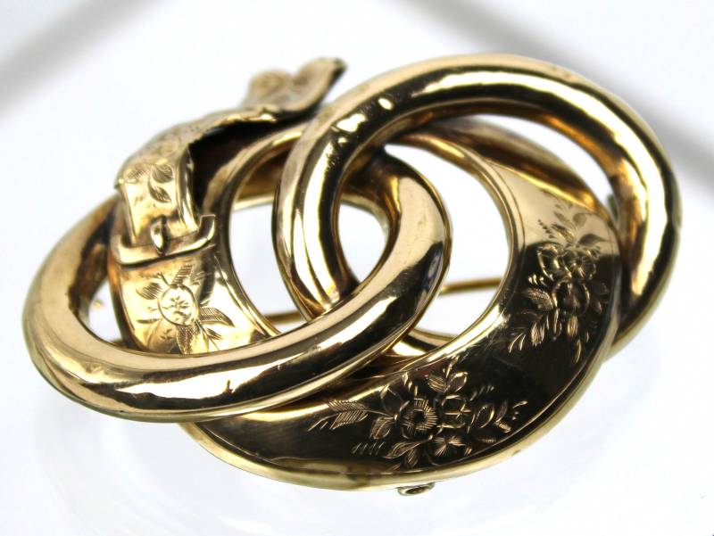 Antike Brosche/Anhänger Aus 333Er Gelbgold, 19. Jahrhundert | Antique Brooch Pendant Made Of 8K Gold, 19Th Century Antike Brosche/Anhänger Aus 333Er Gelbgold, 19. Jahrhundert | Antique Brooch Pendant Made Of 8K Gold, 19Th Century von RiedAntik