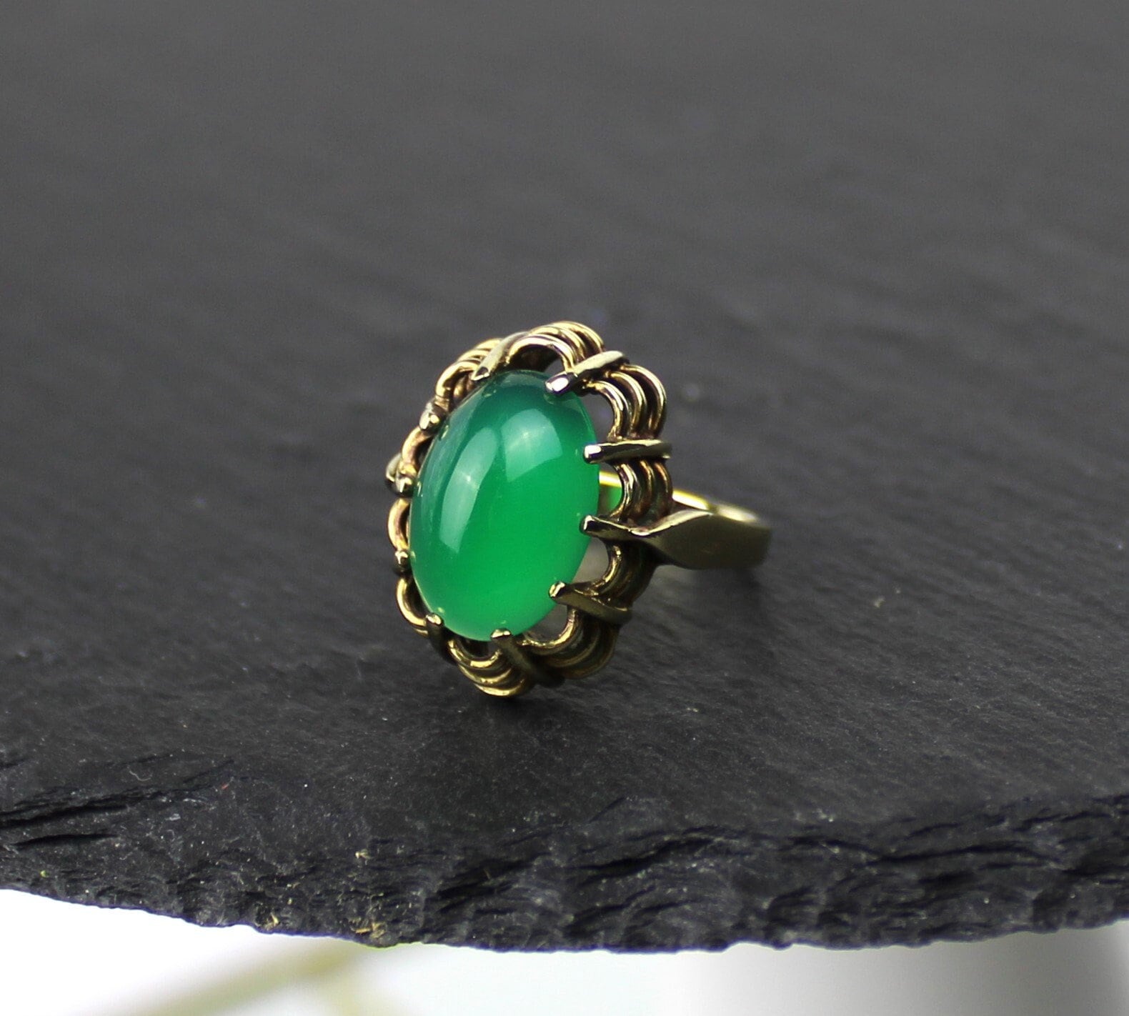 Chrysopras Ring, Goldring, 333Er Gelbgold, 4.8 Ct. | Antique Chrysoprase 8K Gold, Ct von RiedAntik