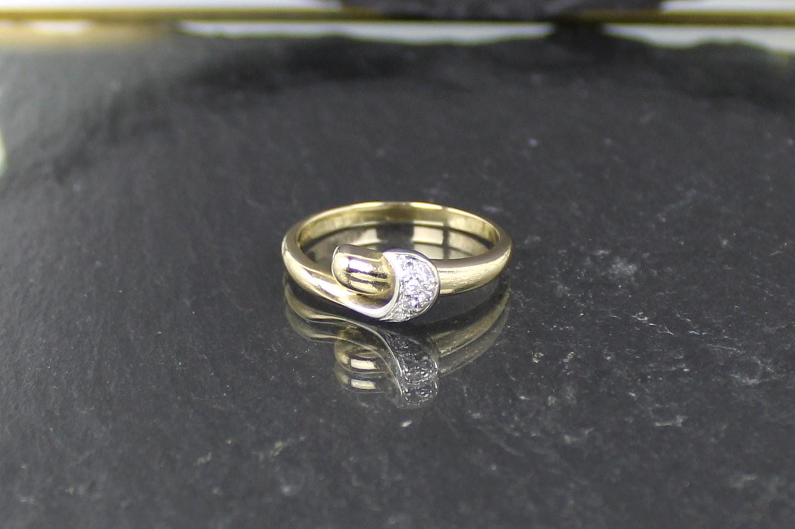 Diamantring, 585Er Weiß - Und Gelbgold, 14 Karat, 6 Diamanten | Diamond Ring, 14K White & Yellow Gold, With Diamonds von RiedAntik