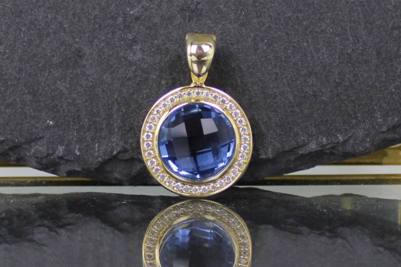 Fluorit Goldanhänger, 375Er Gelbgold, 9 Karat, & Zirkon | Fluorite Gold Pendant, 375 Yellow Gold, Karat von RiedAntik