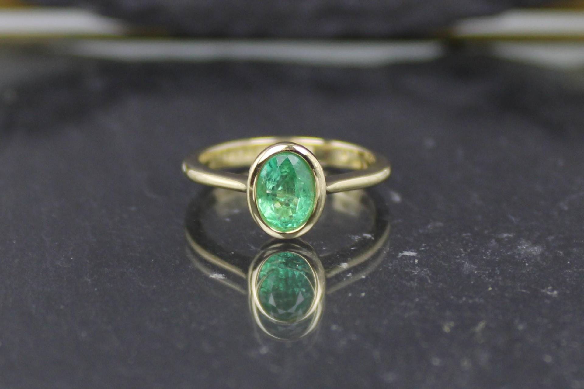 Smaragdring, Smaragd-Goldring Aus 375Er Gelbgold | Emerald Gold Ring, 9K Gold von RiedAntik