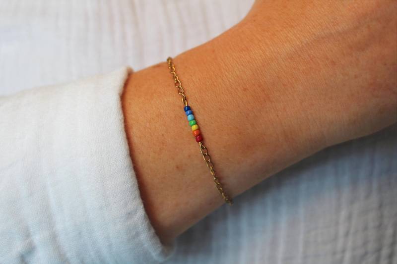Armband Pride, Regenbogen - Edelstahl Gold 18K Vergoldet- Geschenk Für Mama, Freundin, Geburt, Lgbtqia+, Subtil Und Zart, Bunte Armkette von RiemadeStore