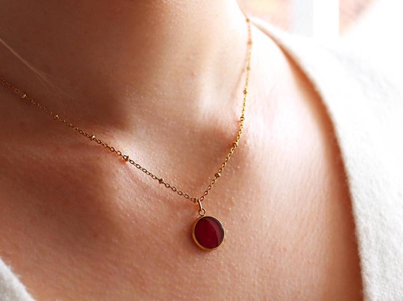 Halskette, Gepresste Blume Rote Rose Blütenblatt Harz Anhänger Kette, Rosenkette, Florale Handgefertigtes Geschenk Zum Muttertag von RiemadeStore