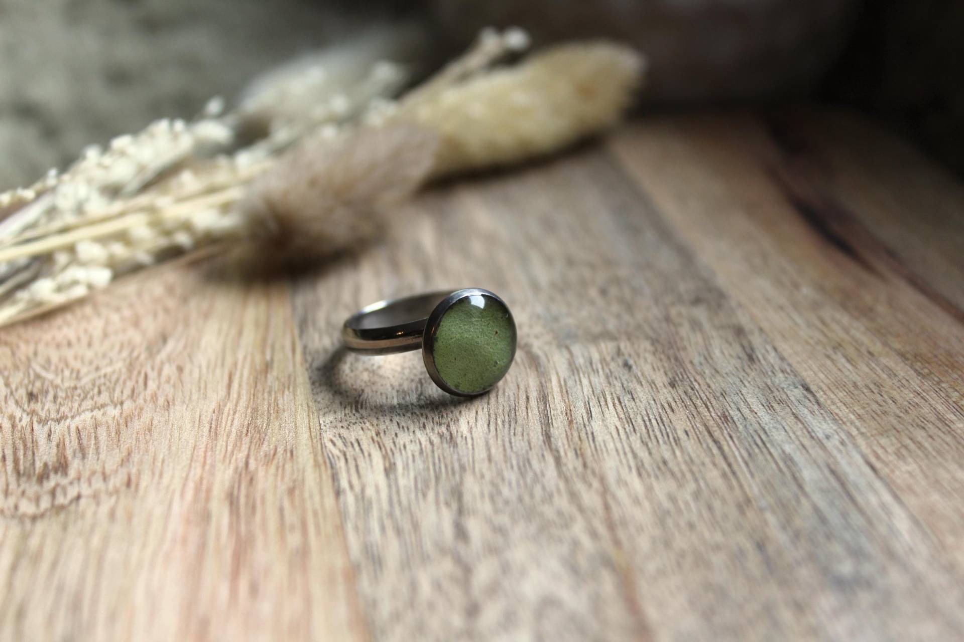 Ring Mit Eucalyptus Edelstahl Einzelstück Resin Gepresste Bumen - Grün Geschenk Freundin, Muttertag, Brautstrauß, Größenverstellbar von RiemadeStore