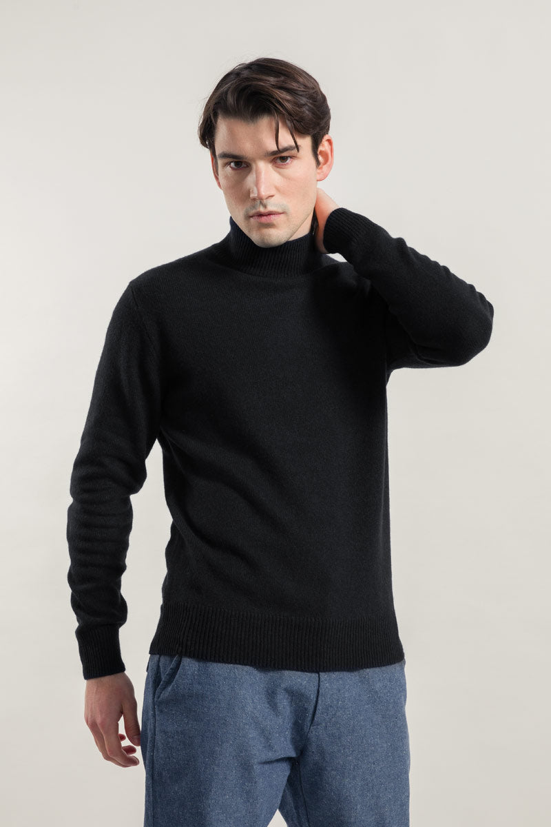 Kaschmir Stehkragenpullover Modell: Clemente von Rifo