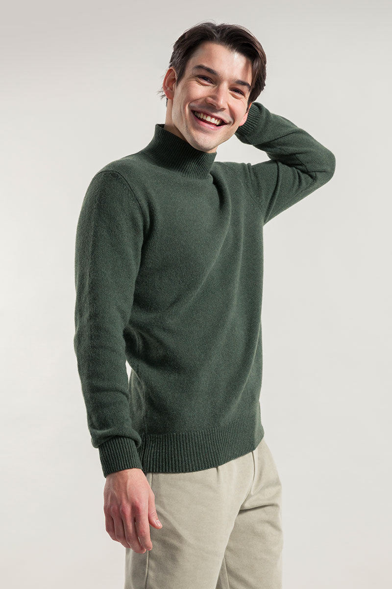 Kaschmir Stehkragenpullover Modell: Clemente von Rifo