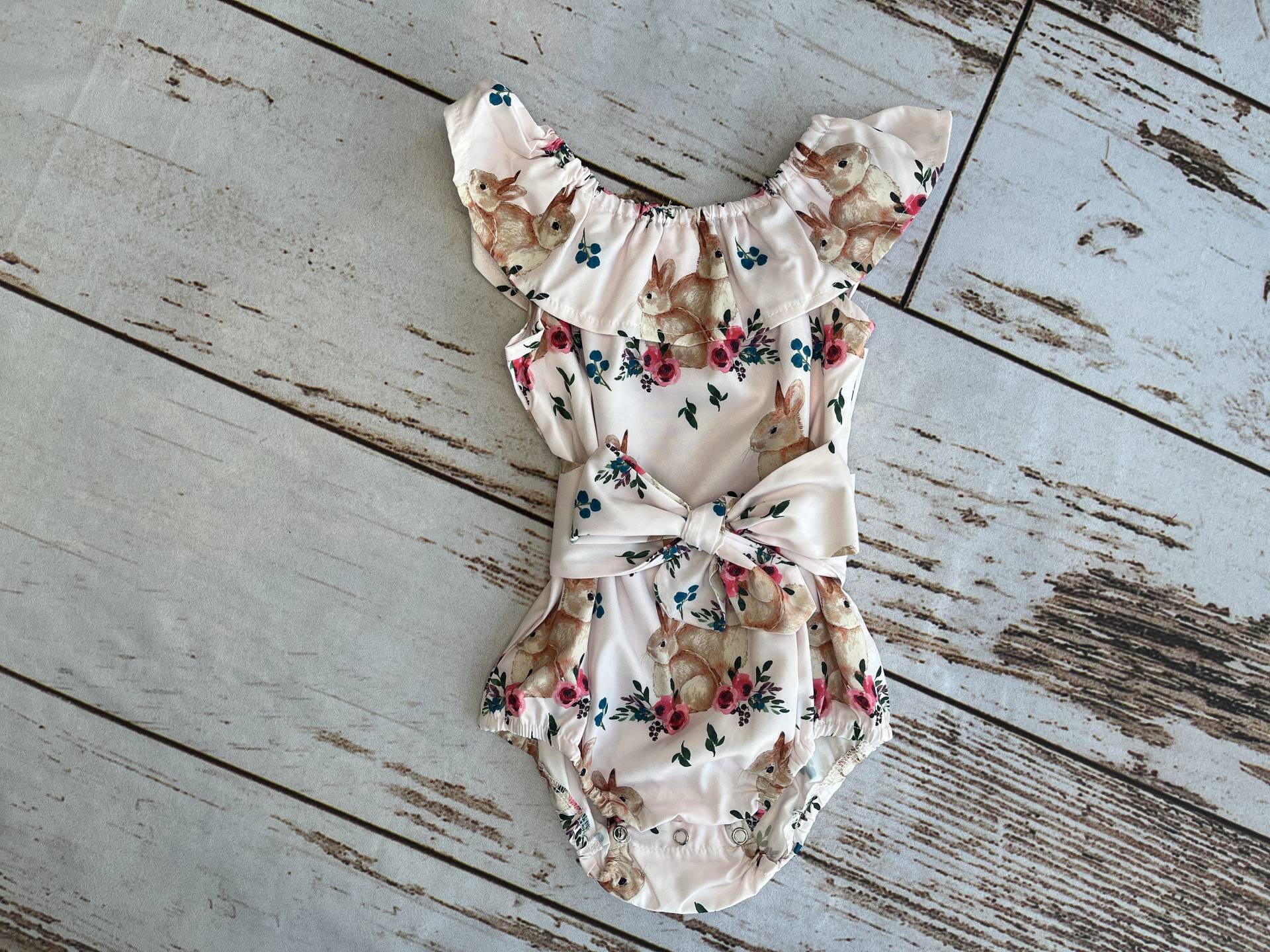 Baby Mädchen Osterhasen Outfit | Ostern Strampler Kleinkind Hasen von RileyGraceFashion