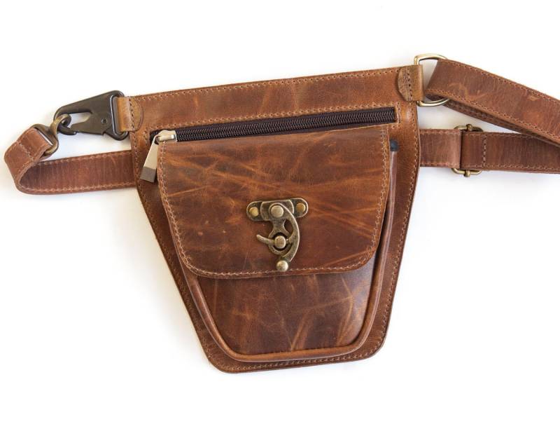 Braune Leder Hüfttasche, Braune Gürteltasche - The Rover von Rimanchik