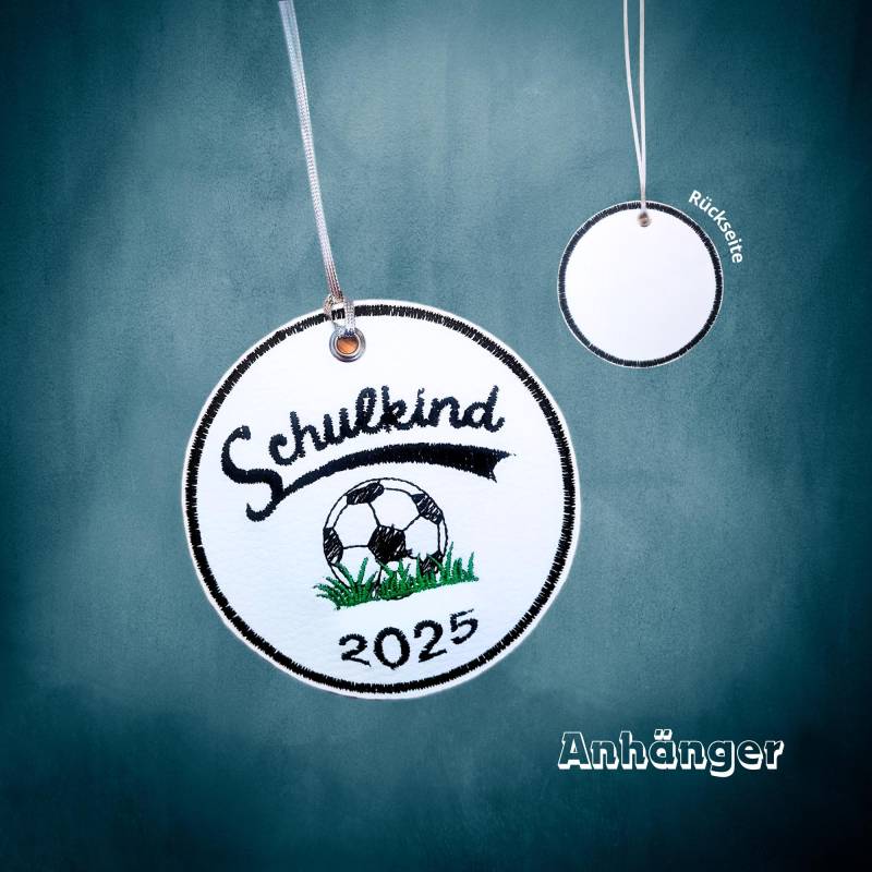 Fußball Schultüte Anhänger 2025 | Personalisiert Verschiedene Farben Und Großen - Oder Für Schulkind Zubehör Fußball Schultüte Anhänger 2025 | Personalisiert Verschiedene Farben Und Großen - Oder Für Schulkind Zubehör von RinconPoupee