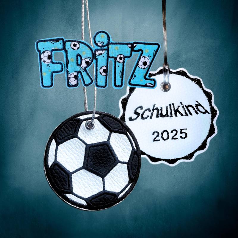 Set Fußball Zubehör Für Schultüte - Anhänger, Schulkind Wunschname Aufnäher | Personalisierbar in Verschiedenen Farben Set Fußball Zubehör Für Schultüte - Anhänger, Schulkind Wunschname Aufnäher | Personalisierbar in Verschiedenen Farben von RinconPoupee
