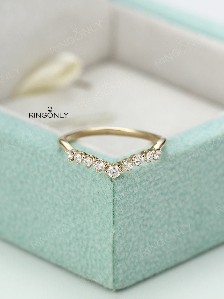 Diamant Ehering Gebogener Trauring Frauen Einzigartige Chevron Stacking Schlichte Passende Brautschmuck Schmuck Versprechen Jahrestag von RingOnly