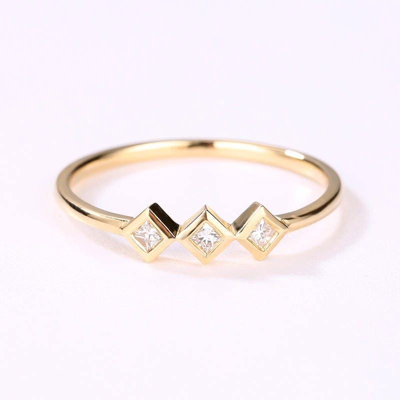 Drei Stein Diamant Verlobungsring Lünette Set 14K Gelbgold Ehering Minimalistisch Einzigartige Zierliche Einfache Stapeln Jubiläum von RingOnly