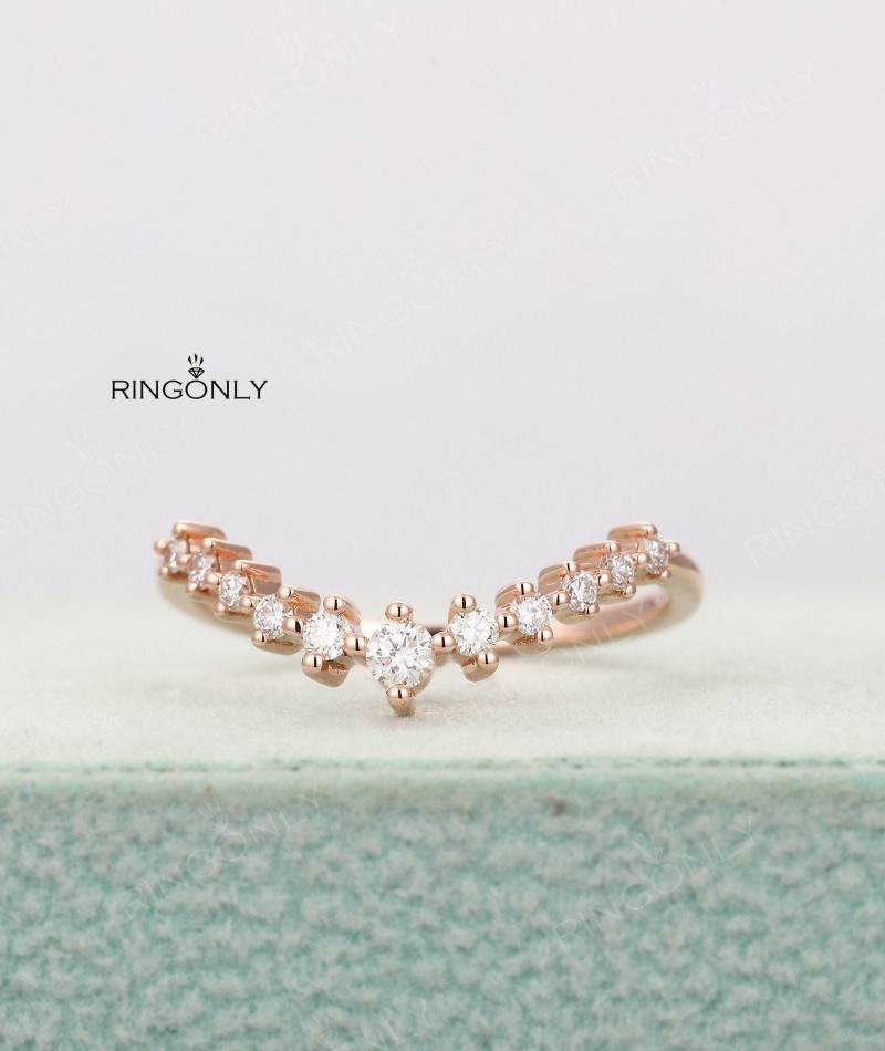 Gebogener Ehering Roségold Diamant Stapeln Frauen Chevron Antike Einzigartige Dainty Passende Versprechen Birthstone Jahrestag Geschenke Für Sie von RingOnly