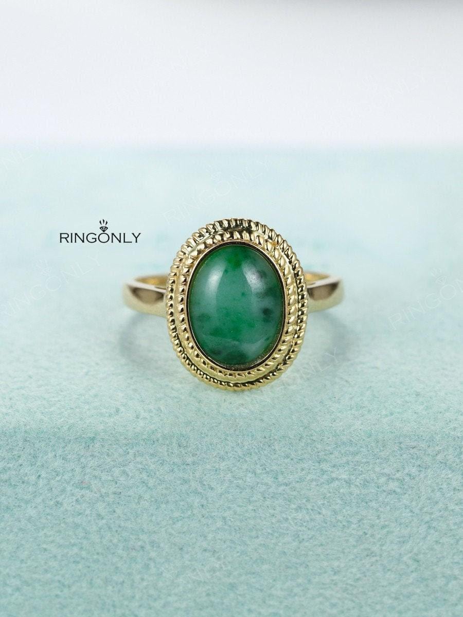 Jadeit Jade Ring Halo Ovalschliff Verlobungsring Zarte Milgrain Hochzeit Frauen Einzigartig 14K Gold Braut Set Versprechen Jubiläum von RingOnly