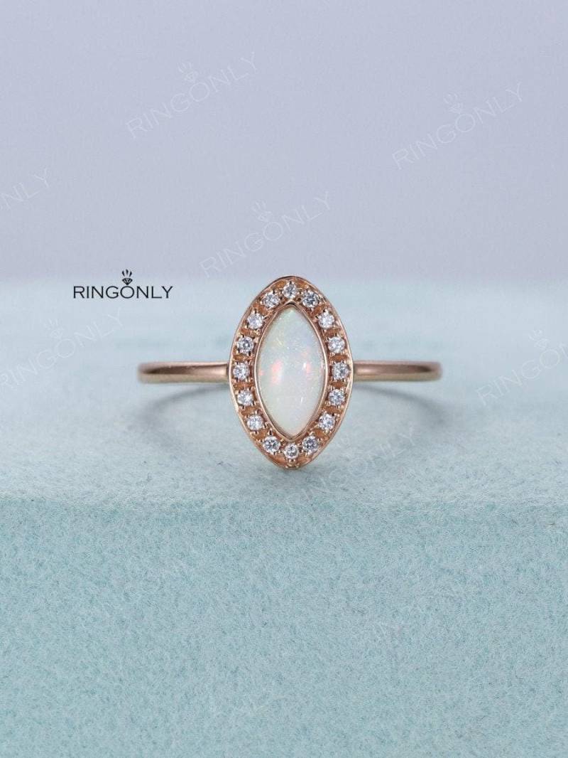 Marquise Opal Verlobungsring Frauen Rosegold Halo Diamant Vintage Einzigartiger Schmuck Jahrestag Lünette Prong Set Versprechen Antik von RingOnly