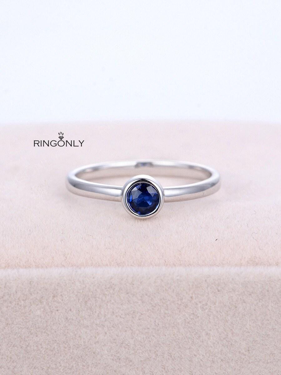 Minimalist Blauer Saphir Verlobungsring 14K 18K Weißgold Einfacher Ring Einzigartiger Birthstone Schmuck Vintage Versprechen Jahrestag von RingOnly