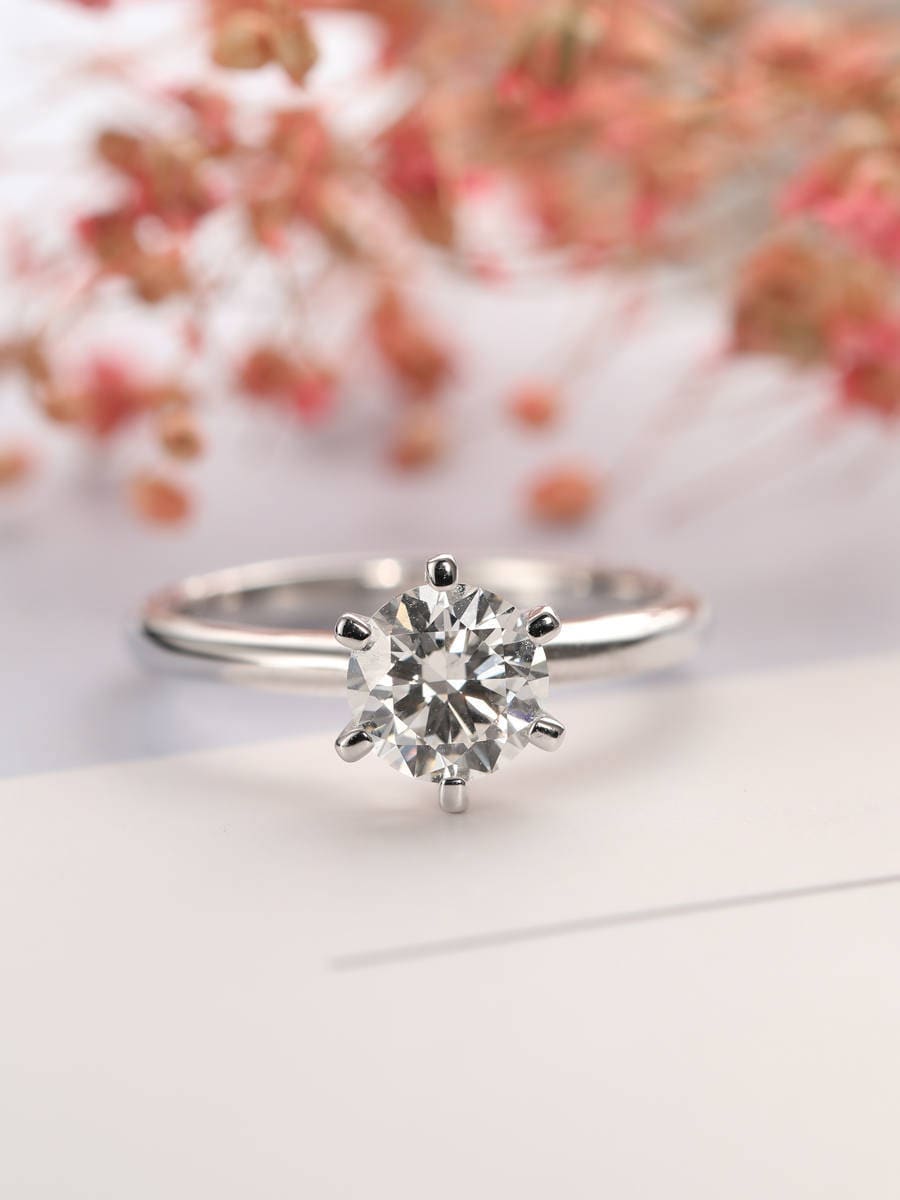 Moissanite Verlobungsring Minimalist Einfache Frauen Hochzeit Passende Versprechen Zierliche Brautschmuck Jahrestag Geschenk Prong Set Zarte von RingOnly