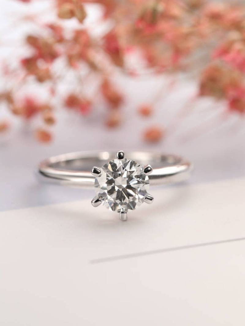 Moissanite Verlobungsring Minimalist Einfache Frauen Hochzeit Passende Versprechen Zierliche Brautschmuck Jahrestag Geschenk Prong Set Zarte von RingOnly